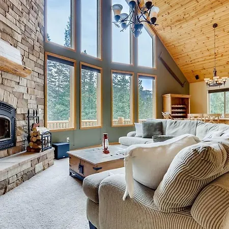 Private Retreat With Hot Tub And Game Room - Mountain Vista